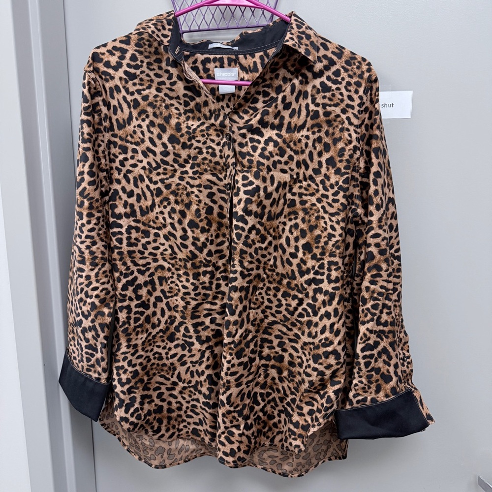 Chico's No Iron -Stretch Animal Print Blouse with Black Trim Size 2 / = Us Large